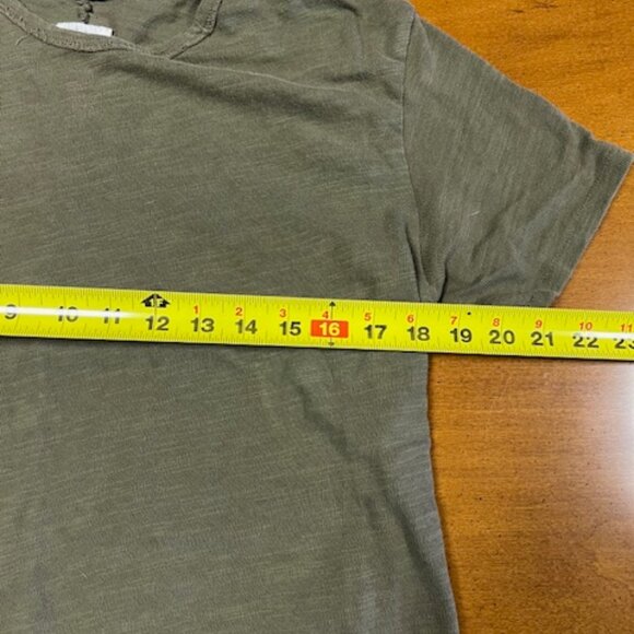 Rag & Bone Men's T Shirt (Army Green) - Picture 5 of 9